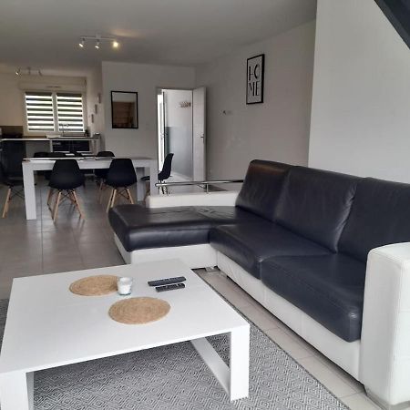 Logement De 100M2 Avec Terrasse Wardrecques Eksteriør bilde